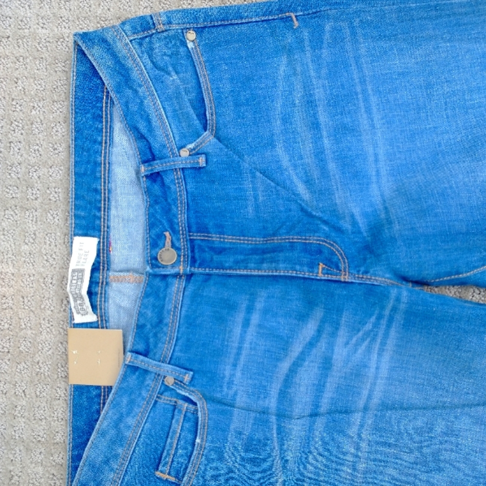 Jeans - Picture 3 of 3